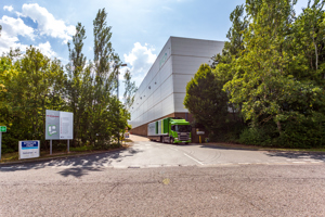  Brinklow,  Milton Keynes,  Buckinghamshire,  MK10 0DA picture 6