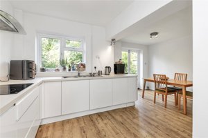 Cambridgeshire, CB1 8QA picture 3