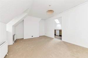 Cambridge, CB1 3UY picture 2