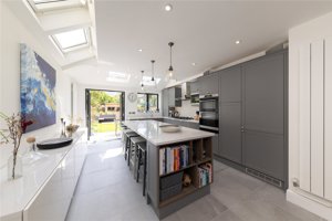 Cambridgeshire, CB1 3AR picture 5