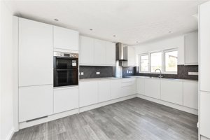 Cambridgeshire, CB1 3JL picture 3