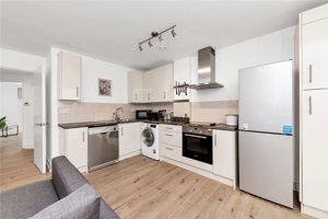 Cambridgeshire, CB1 2FY picture 3