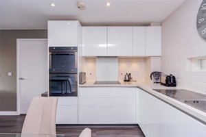 Cambridge, CB2 9BB picture 4