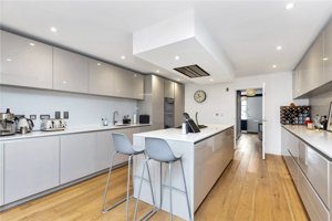 Cambridge, Cambridgeshire, CB2 9BX picture 4