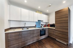 Cambridgeshire, CB2 8DT picture 2