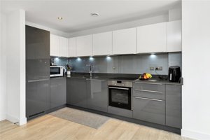 Cambridgeshire, CB2 8EF picture 6