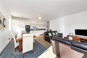 Cambridge, Cambridgeshire, CB2 9ET picture 3