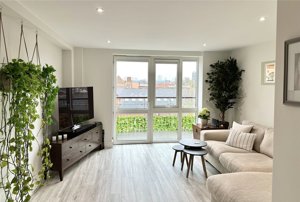 Cambridgeshire, CB2 8PB picture 2