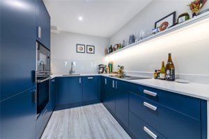 Cambridgeshire, CB2 8PB picture 3