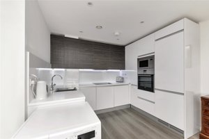 Cambridgeshire, CB2 8RA picture 4