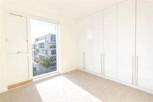 Cambridge, CB2 9DJ picture 5