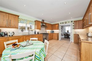 Cambridge, Cambridgeshire, CB2 9ND picture 3