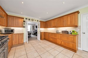 Cambridge, Cambridgeshire, CB2 9ND picture 4