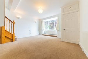 Cambridge, CB2 9NF picture 2