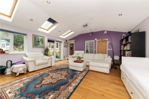 Cambridge, CB21 5DW picture 2