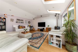 Cambridge, CB21 5DW picture 3