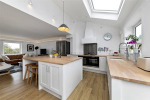 Cambridge, Cambridgeshire, CB21 5JJ picture 4