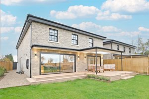 Cambridge, Cambridgeshire, CB22 4NJ picture 1