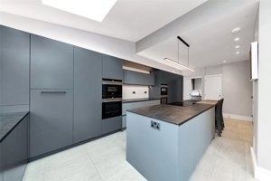 Cambridge, Cambridgeshire, CB22 7TR picture 4