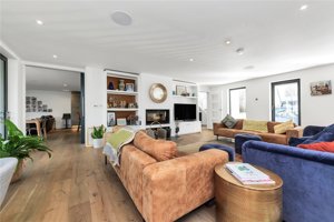 Cambridge, Cambridgeshire, CB22 4NL picture 3