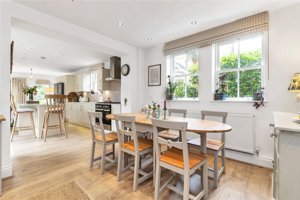 Cambridge, CB22 3NP picture 6