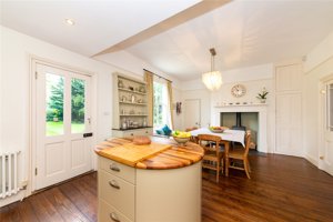 Cambridge, CB22 5LJ picture 4