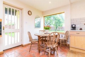 Cambridge, CB23 7NZ picture 4