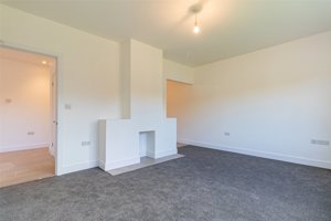 Cambridge, CB23 2RE picture 3