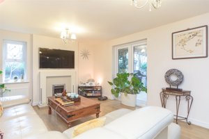 Cambridge, CB24 5GX picture 2