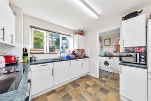 Cambridge, Cambridgeshire, CB24 6ED picture 4