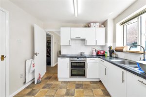 Cambridge, Cambridgeshire, CB24 6ED picture 5