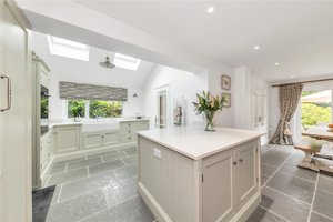 Cambridge, Cambridgeshire, CB24 5PQ picture 4