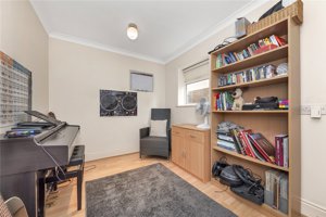 Cambridge, Cambridgeshire, CB24 6DA picture 6