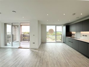 Eddington, Cambridge, CB3 1BU picture 5