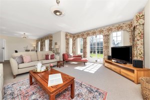 Cambridgeshire, CB3 0EH picture 2