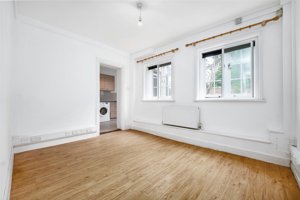 Cambridge, Cambridgeshire, CB3 9ND picture 3