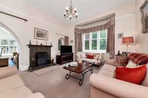 Cambridgeshire, CB3 9HW picture 3