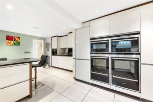 Cambridge, Cambridgeshire, CB3 0RS picture 6