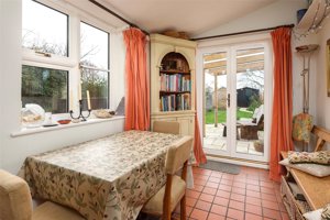 Cambridge, CB3 9EA picture 6