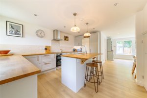 Cambridgeshire, CB3 9NP picture 4