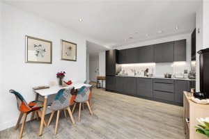 Cambridgeshire, CB3 1BR picture 3