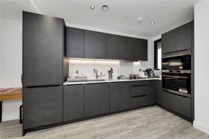 Cambridgeshire, CB3 1BR picture 4