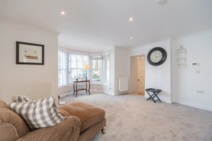 Cambridgeshire, CB4 3DH picture 4