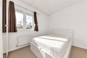 Cambridgeshire, CB4 2GP picture 6