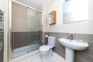 Cambridge, CB4 1YL picture 6