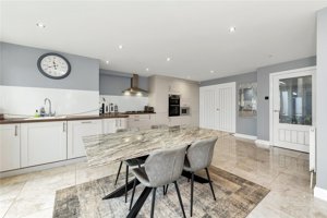 Cambridgeshire, CB4 1LW picture 2