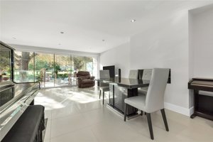 Cambridgeshire, CB4 1PA picture 4