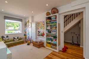 Cambridge, CB5 8DR picture 3