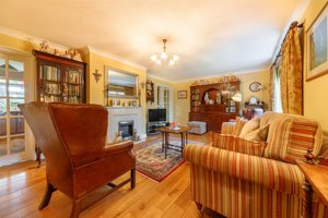 Ely, CB6 3UE picture 3