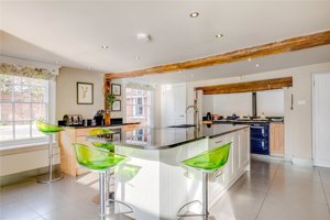 Newmarket, CB8 9LW picture 5